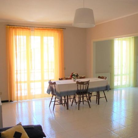 Appartamento "Rina Centro Sicilia" Pietraperzia Exteriér fotografie