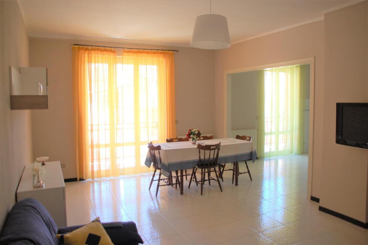 Appartamento "Rina Centro Sicilia" Pietraperzia Exteriér fotografie